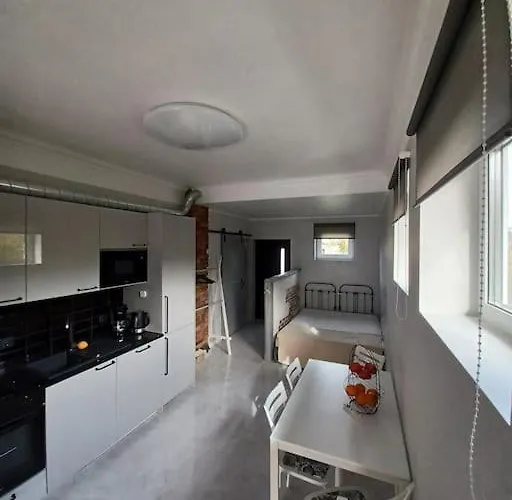 Tammsaare Close To * Pärnu